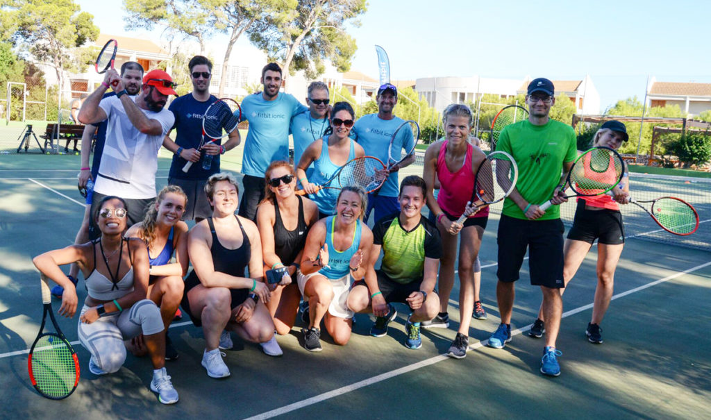 Tennisgänget efter veckans första cardio tennis.